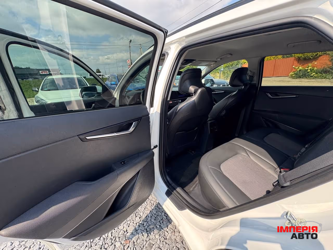 Kia Niro - фото 30