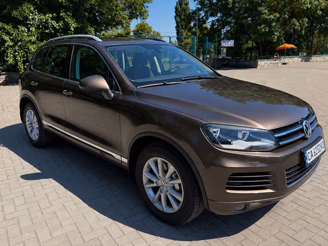 Volkswagen Touareg - зображення 1