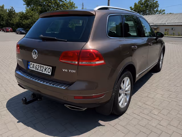Volkswagen Touareg - зображення 4