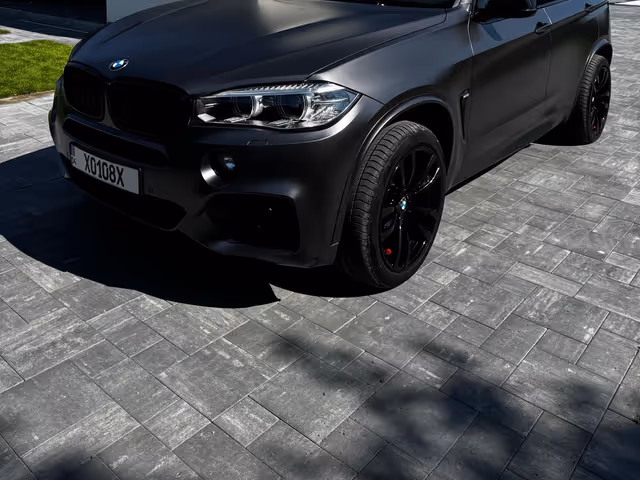 BMW X5 - зображення 1