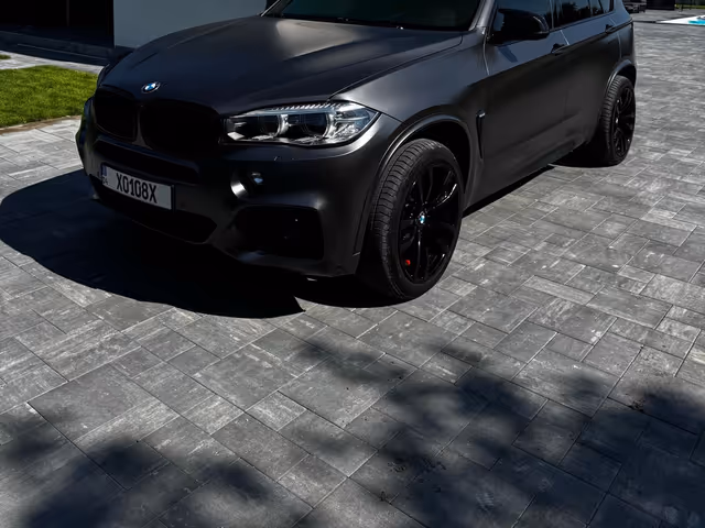 BMW X5 - зображення 4
