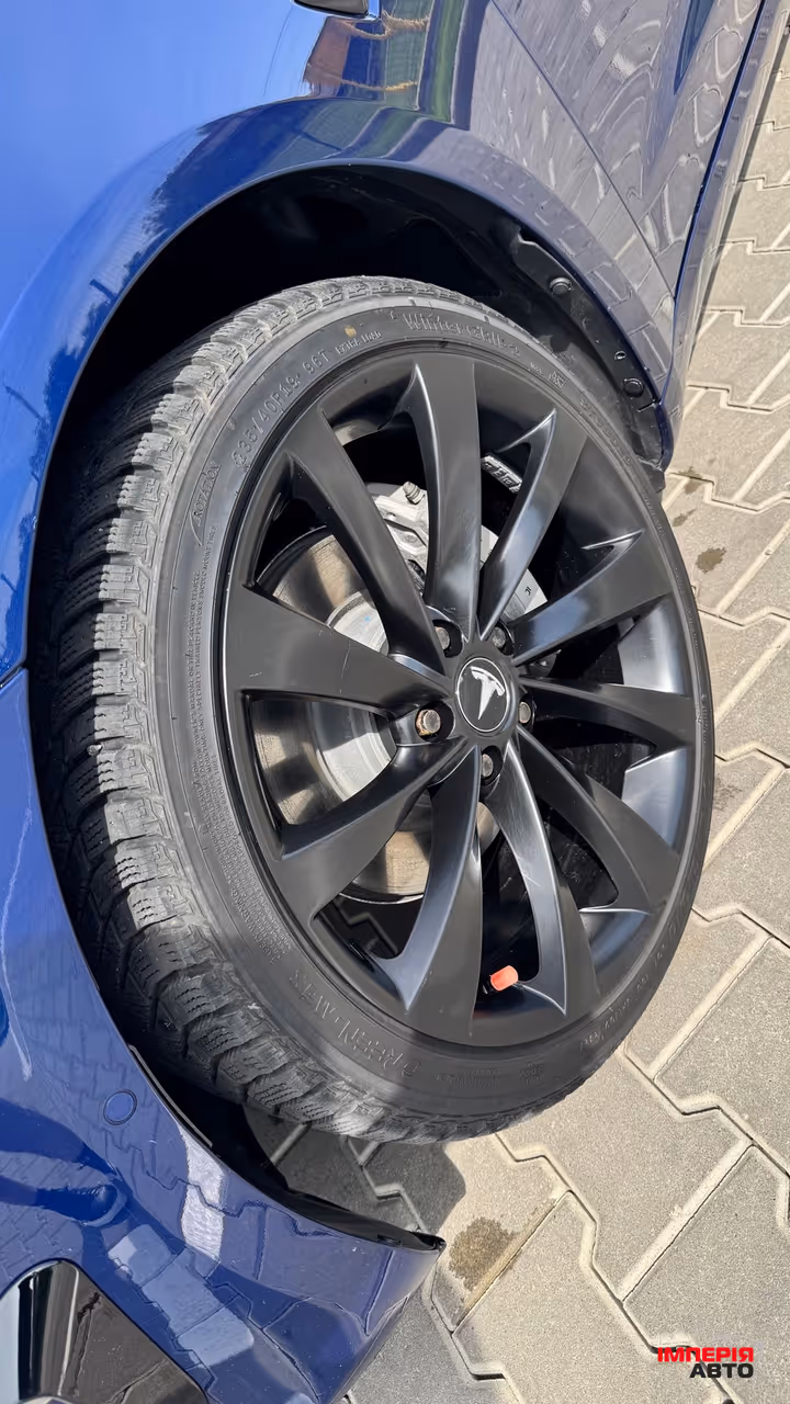 Tesla Model 3 - фото 8