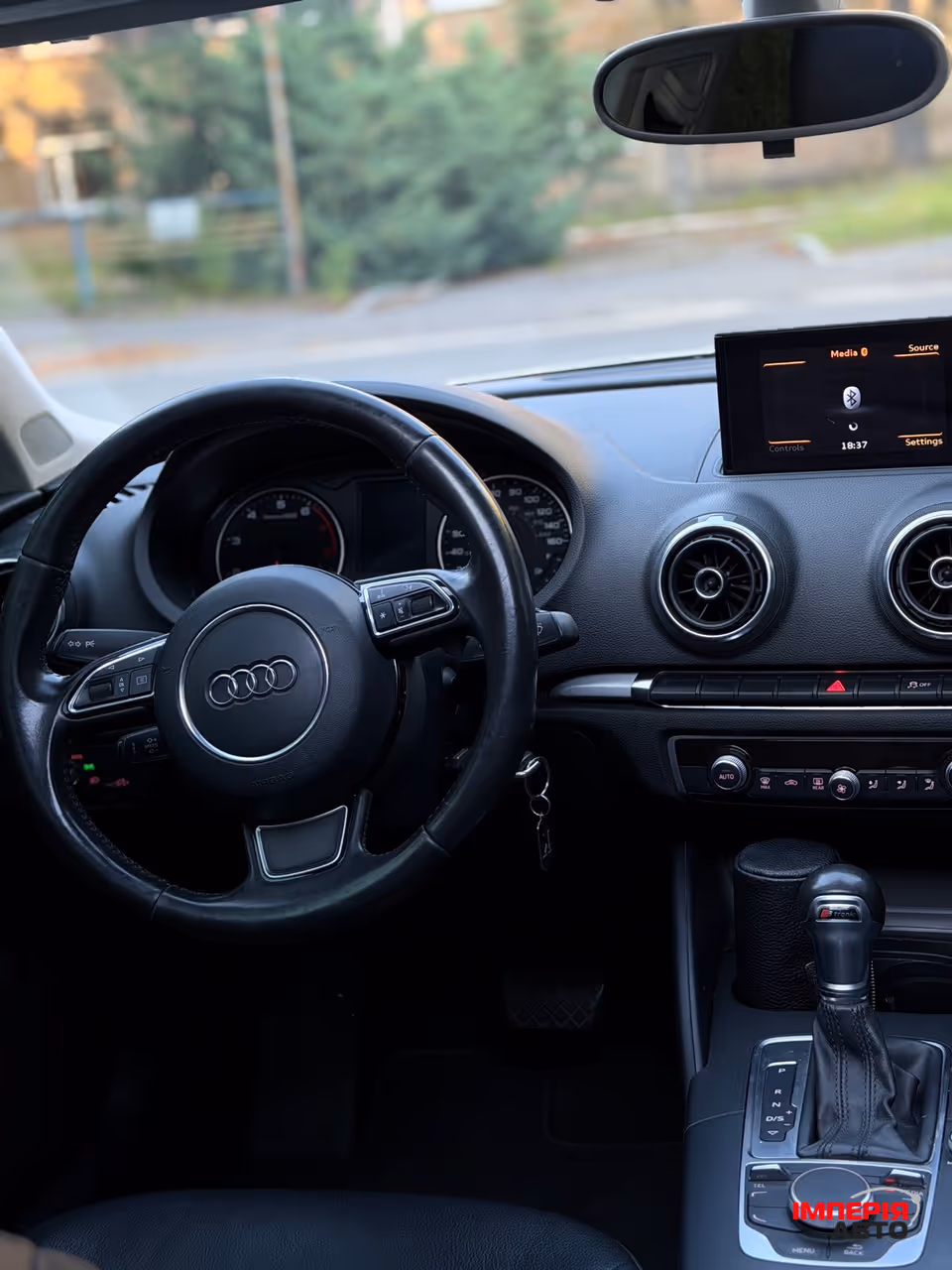 Audi A3 - фото 8