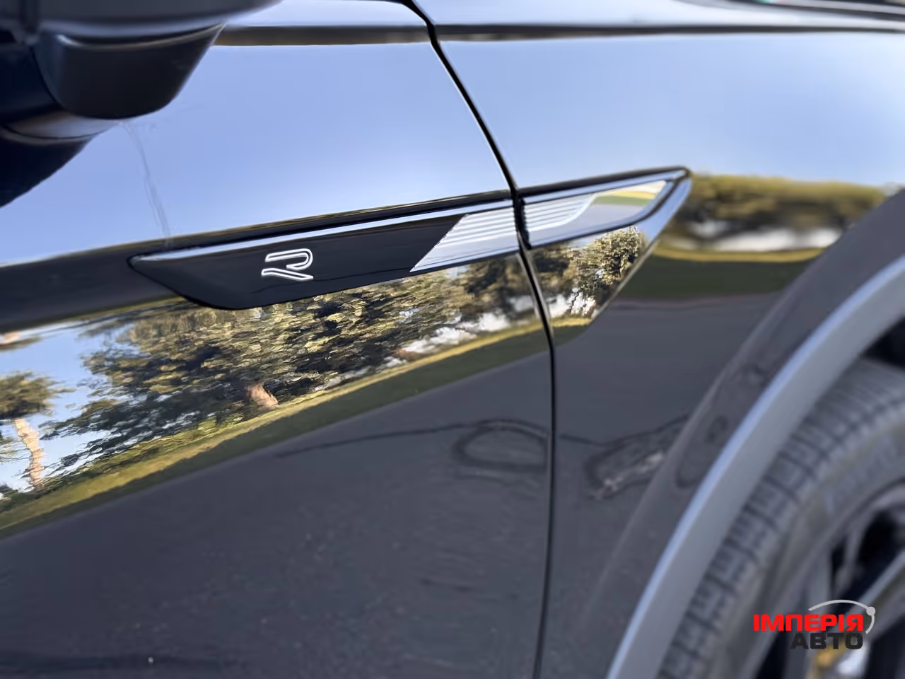 Volkswagen Tiguan - фото 32