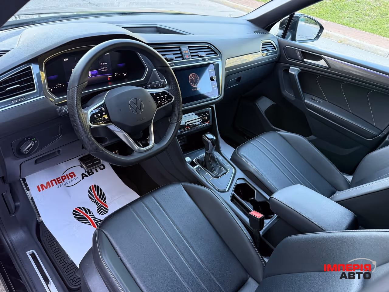 Volkswagen Tiguan - фото 13