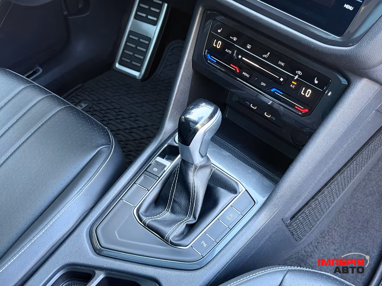 Volkswagen Tiguan - фото 40