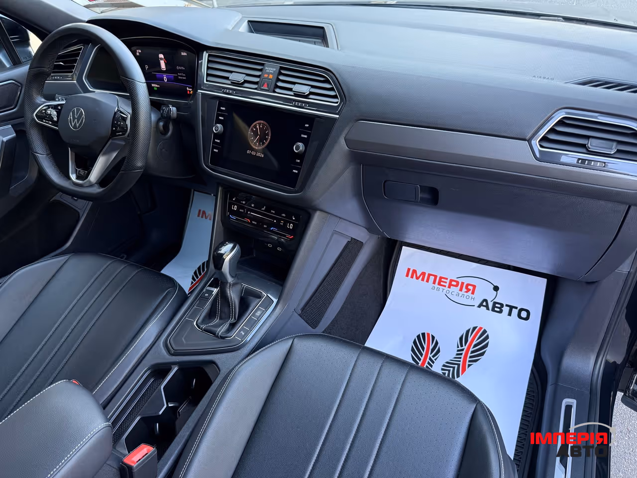 Volkswagen Tiguan - фото 14