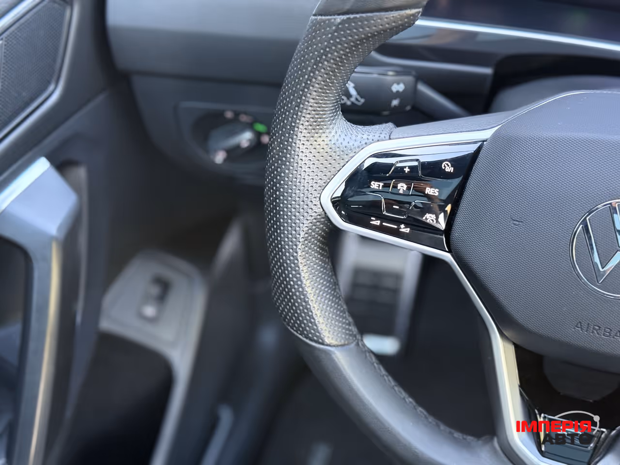 Volkswagen Tiguan - фото 48