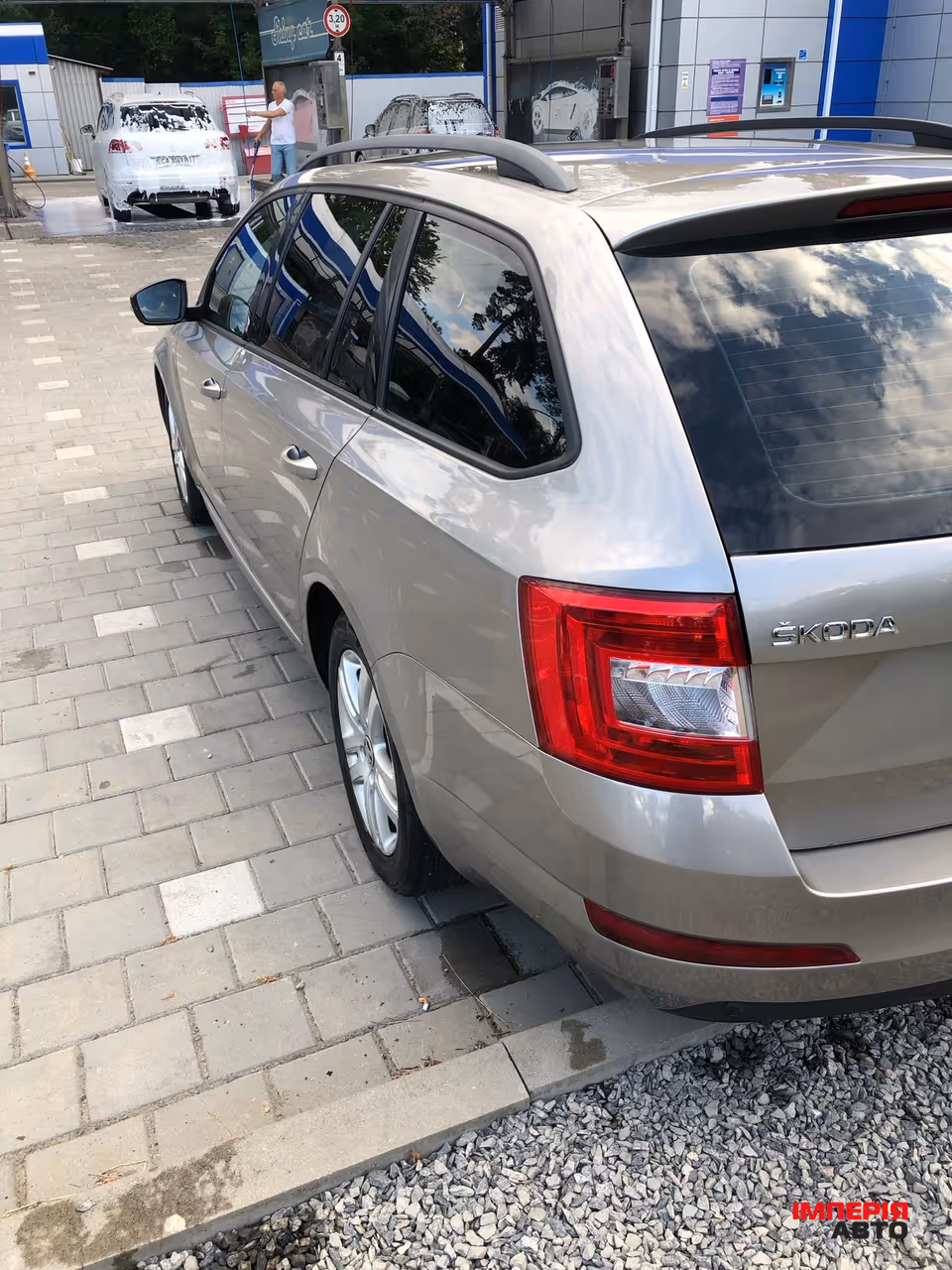 Skoda Octavia - фото 2