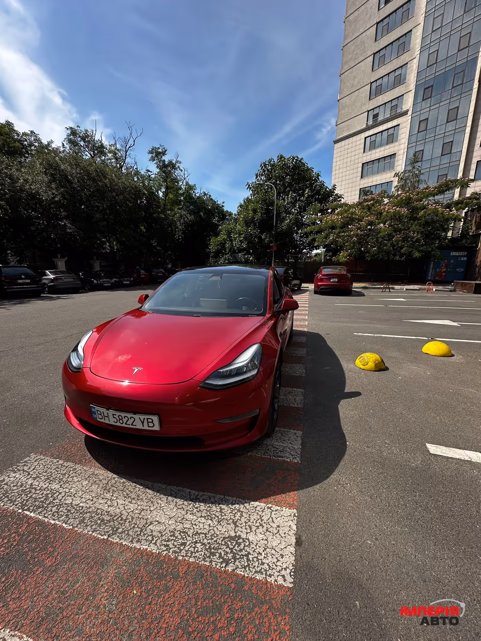 Tesla Model 3 - фото 3