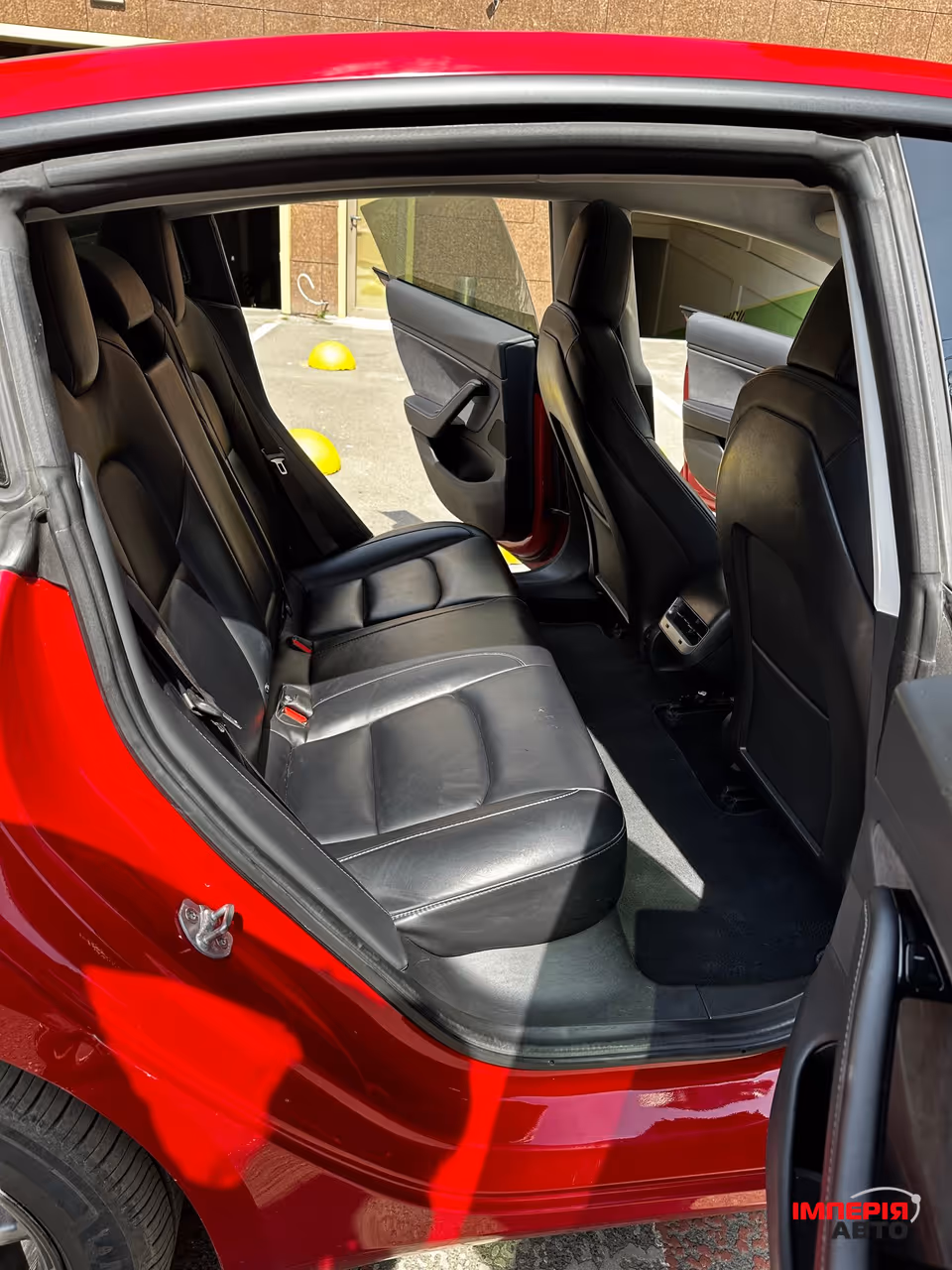 Tesla Model 3 - фото 10