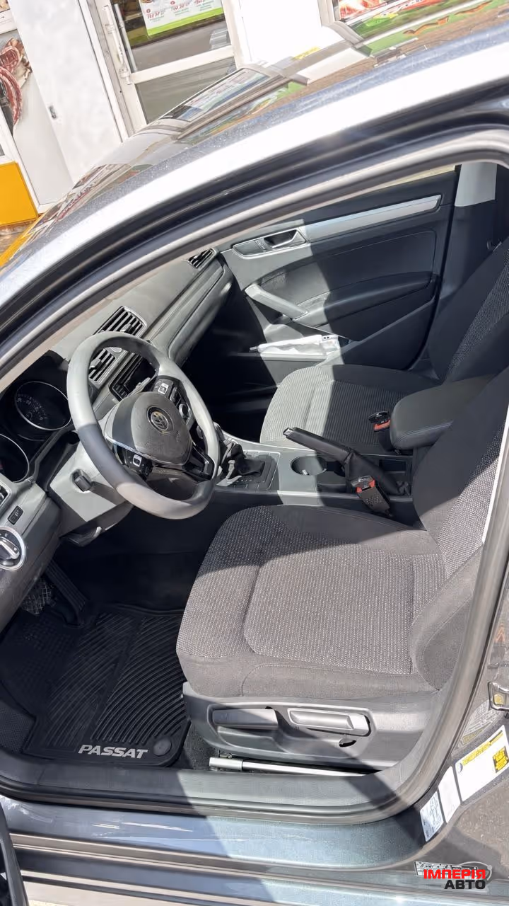 Volkswagen Passat - фото 17