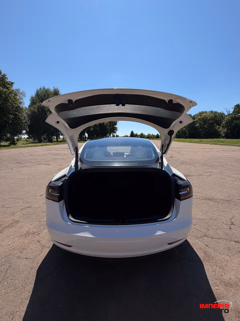 Tesla Model 3 - фото 21