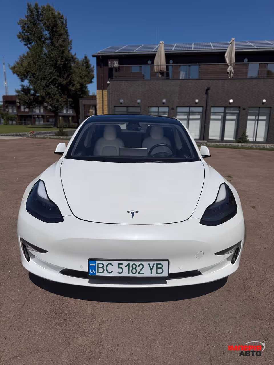 Tesla Model 3 - фото 1