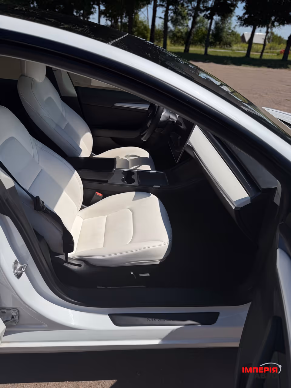 Tesla Model 3 - фото 18