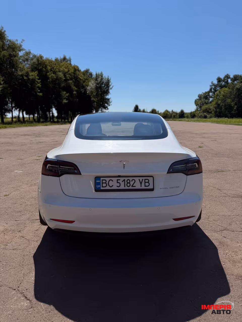 Tesla Model 3 - фото 5