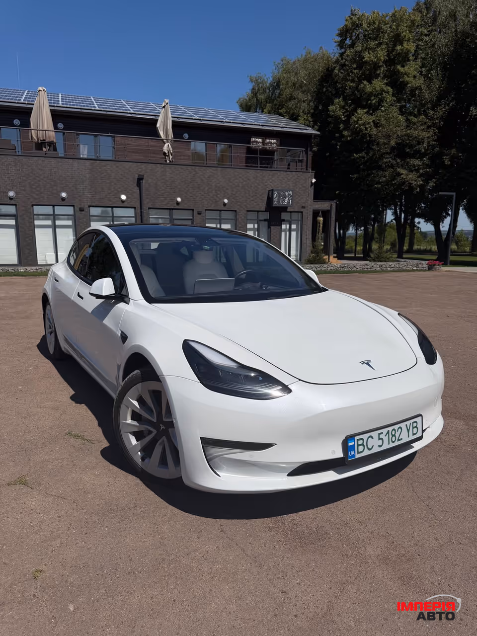 Tesla Model 3 - фото 10