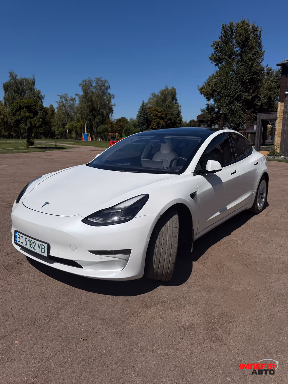 Tesla Model 3 - фото 2