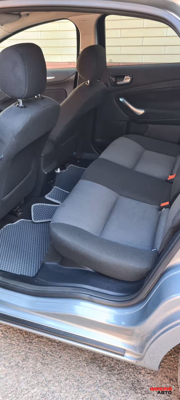 Ford Mondeo - фото 6