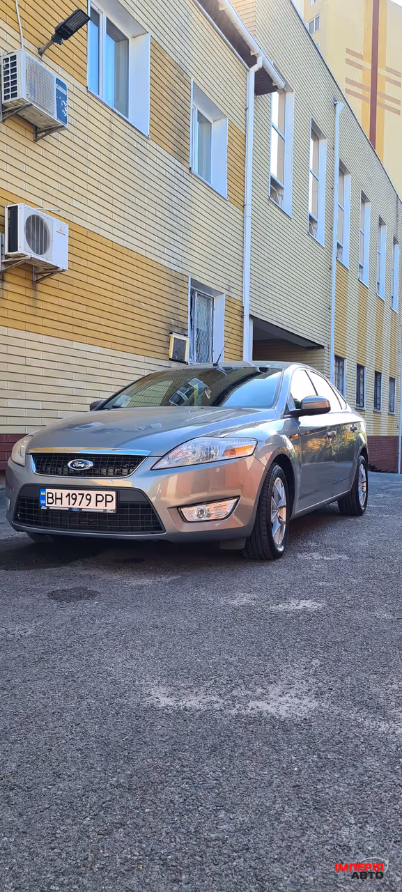 Ford Mondeo - фото 1