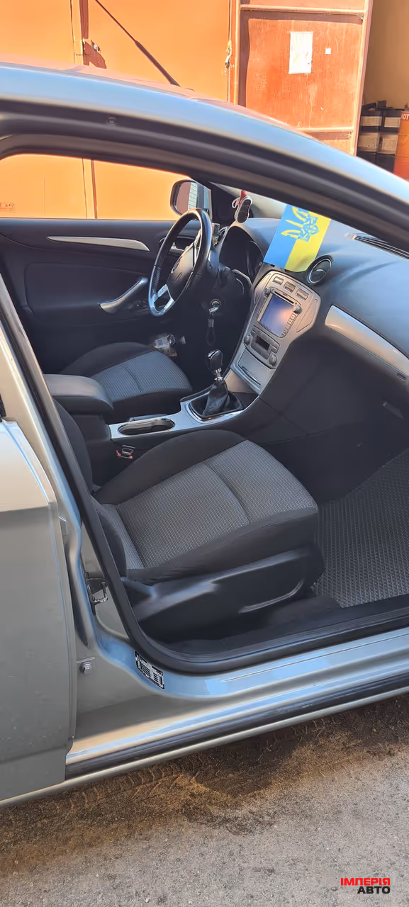 Ford Mondeo - фото 4