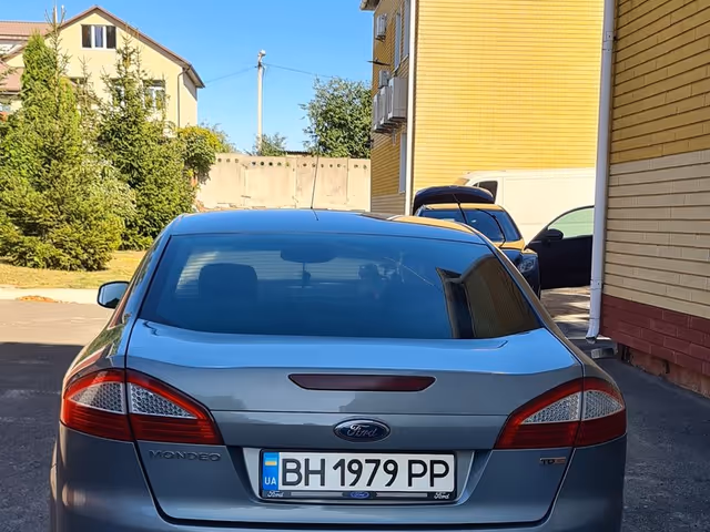 Ford Mondeo - зображення 2