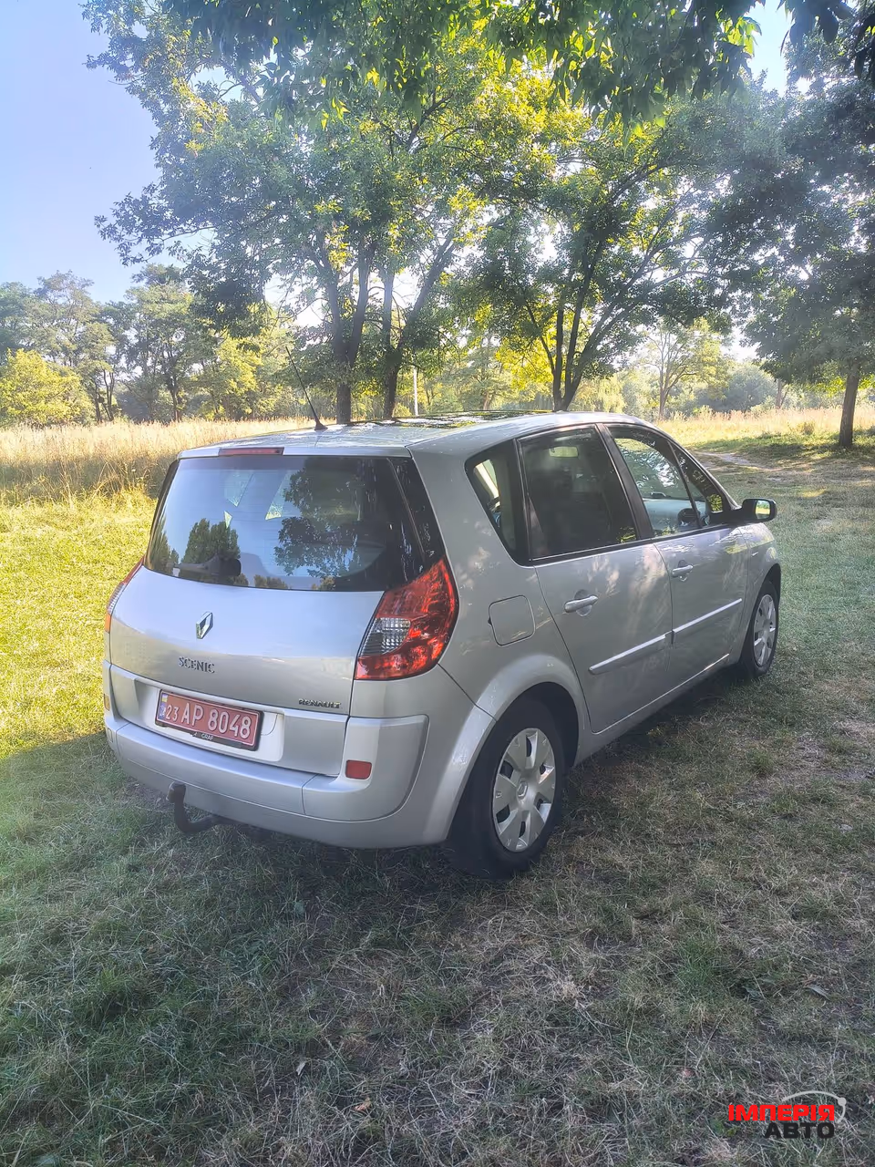 Renault Scenic - фото 11
