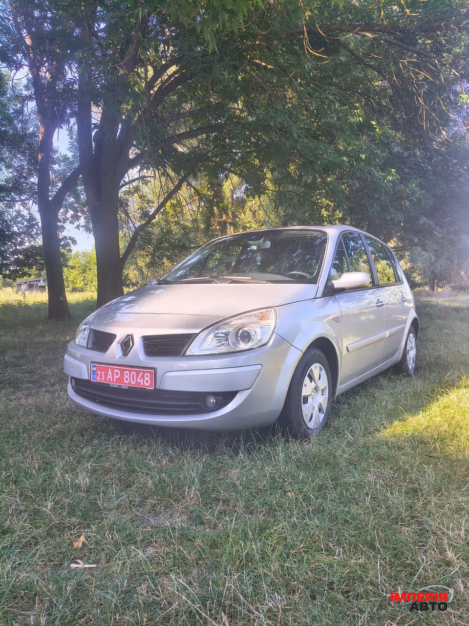 Renault Scenic - фото 1