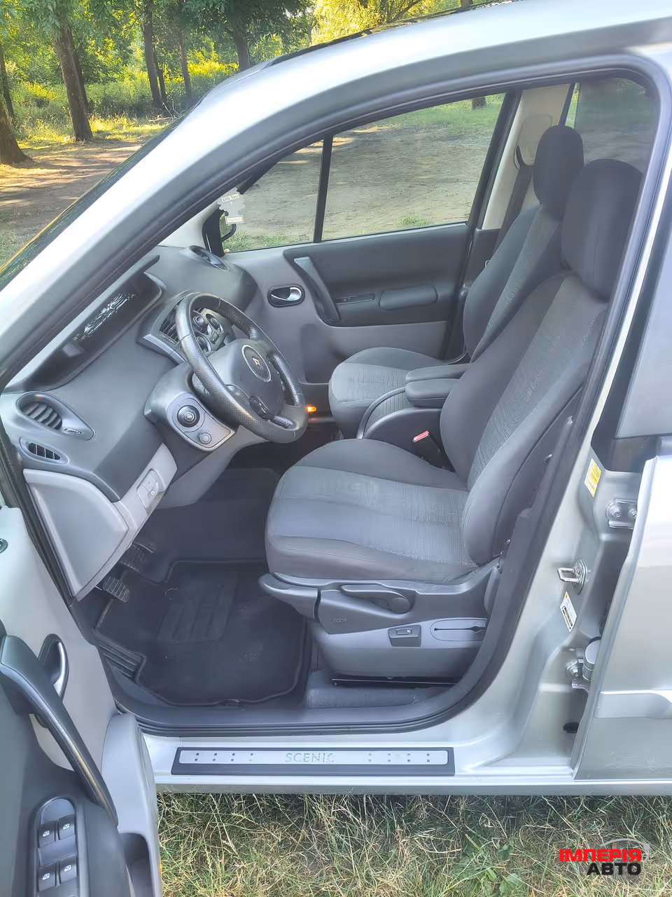 Renault Scenic - фото 33