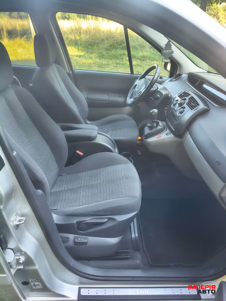 Renault Scenic - фото 38
