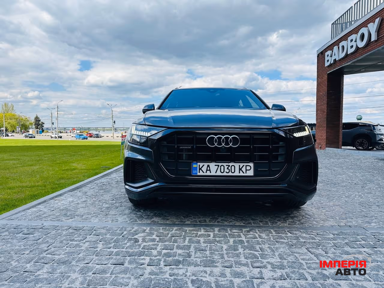 Audi Q8 - фото 84