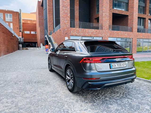 Audi Q8 - зображення 4