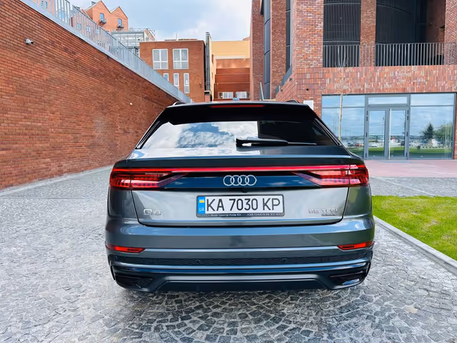 Audi Q8 - зображення 5