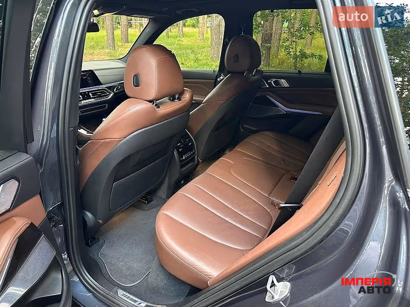 BMW X5 - фото 8