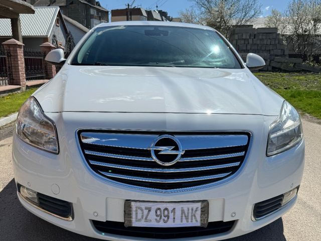 Opel Insignia - зображення 1