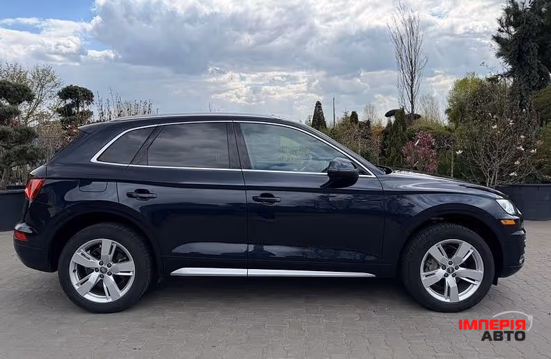 Audi Q5 - фото 5