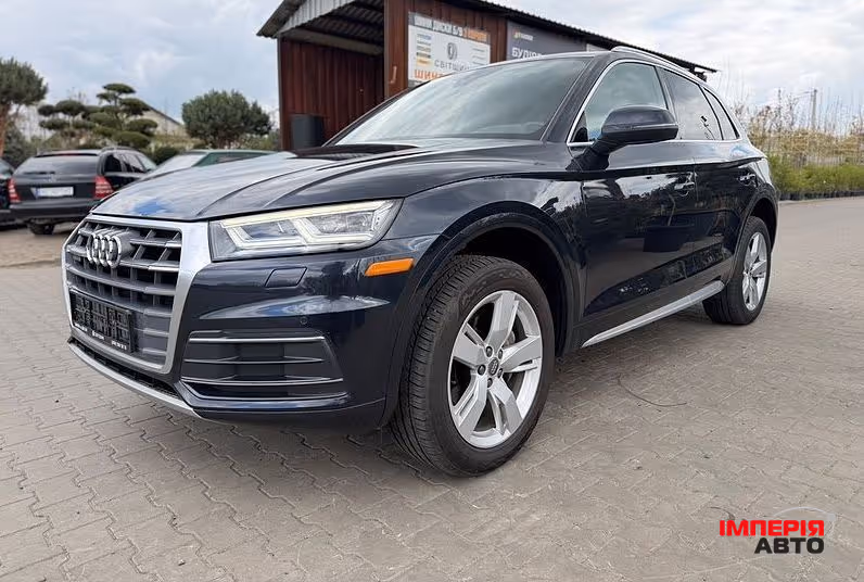 Audi Q5 - фото 1
