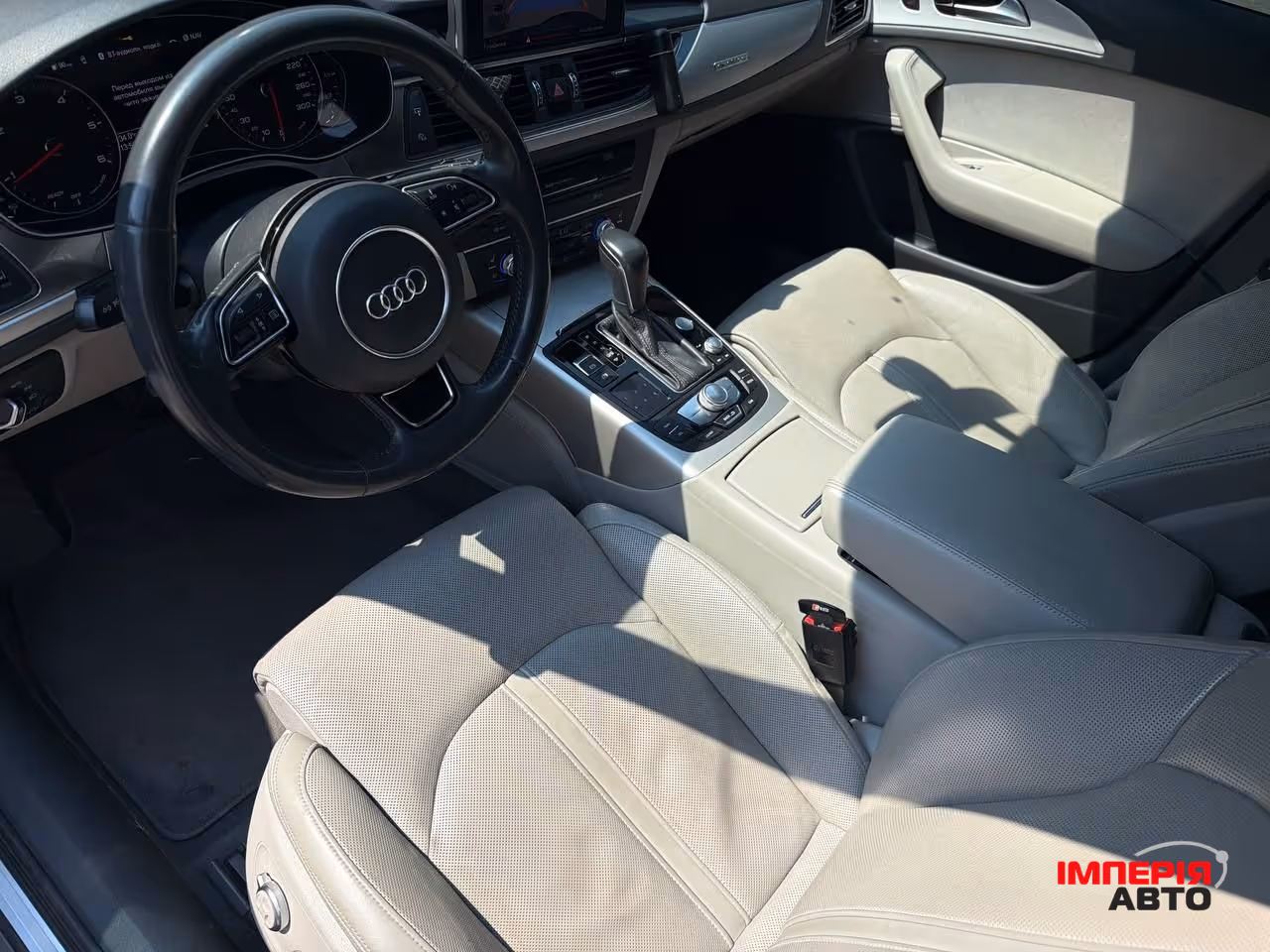 Audi A6 - фото 8