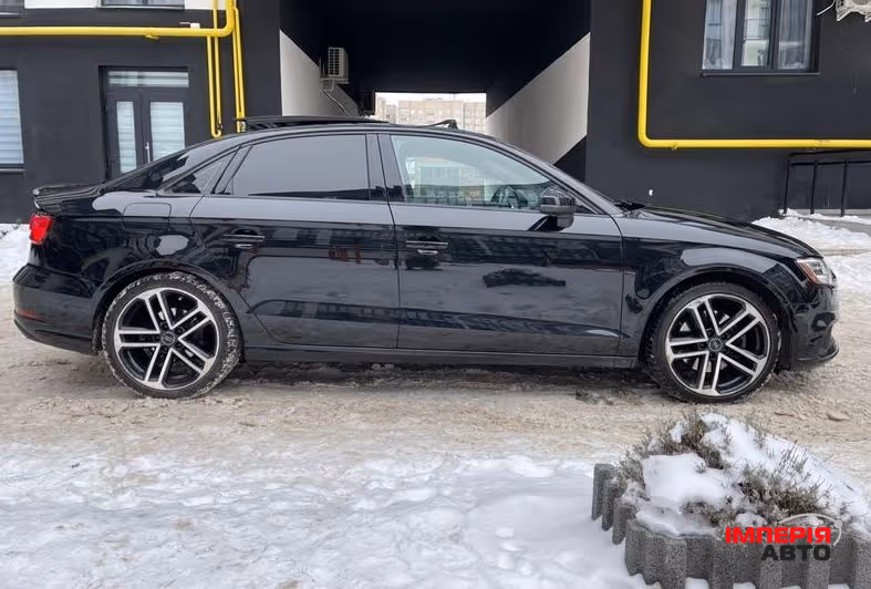 Audi A3 - фото 9