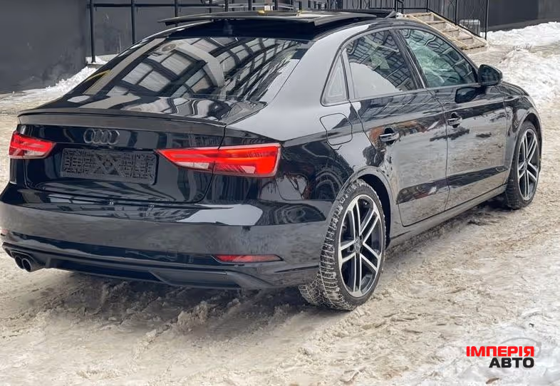 Audi A3 - фото 8