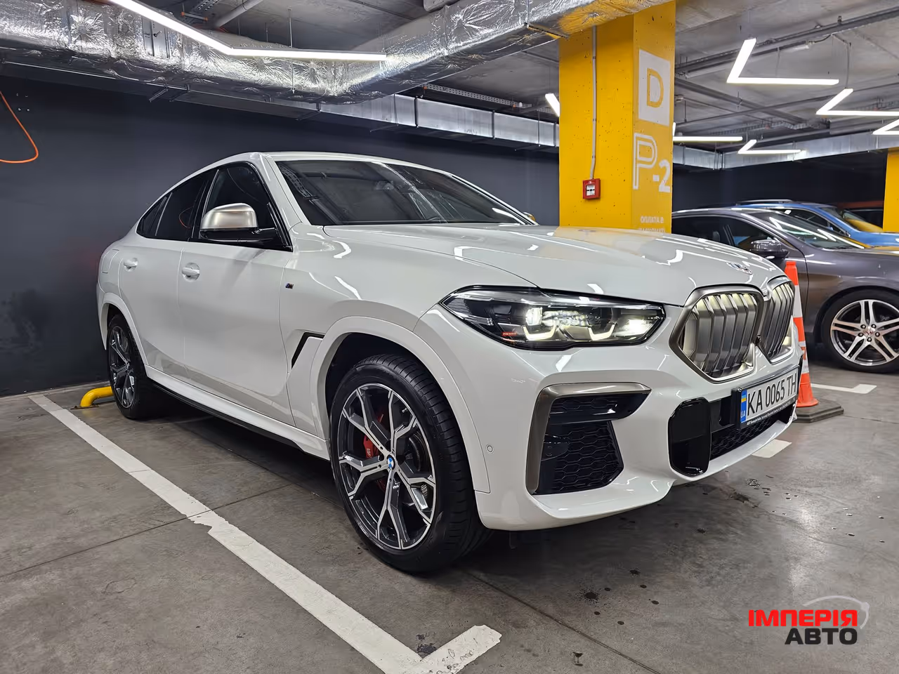 BMW X6 - фото 1