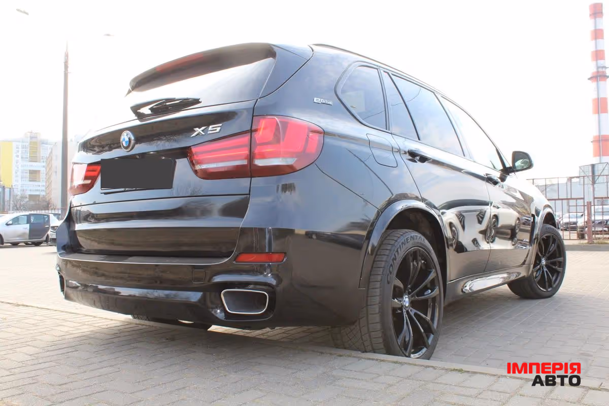 BMW X5 - фото 6