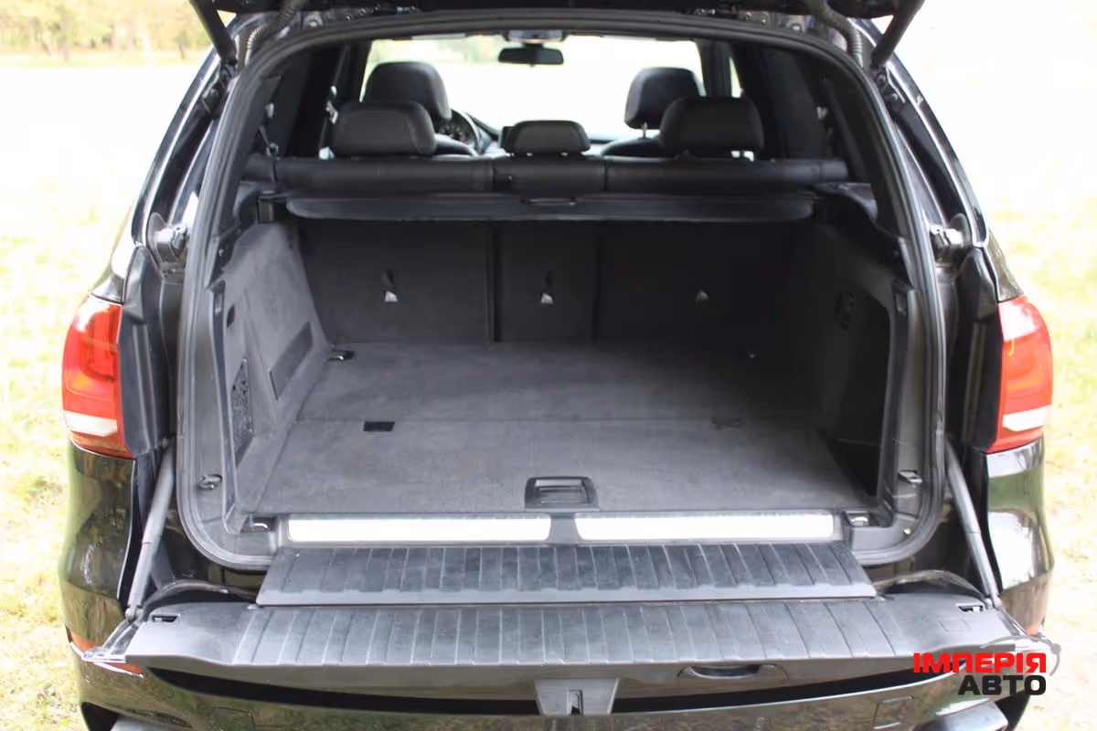 BMW X5 - фото 11