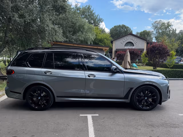 BMW X7 - зображення 3