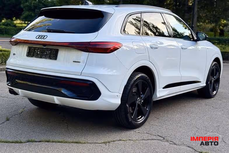 Audi Q5 - фото 7