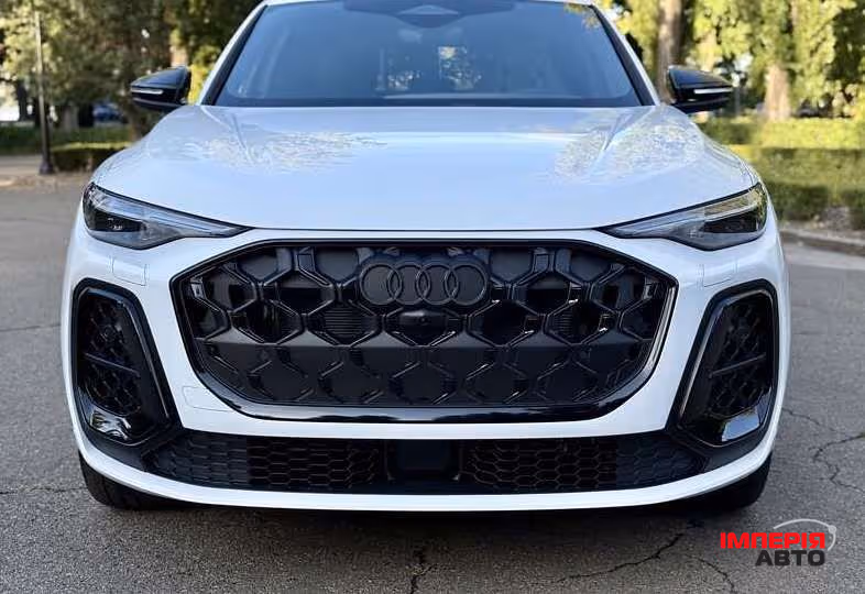Audi Q5 - фото 2