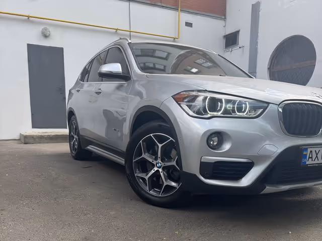 BMW X1 - зображення 2