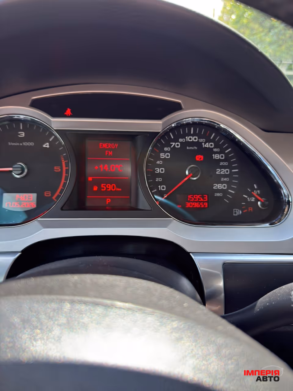 Audi A6 - фото 12