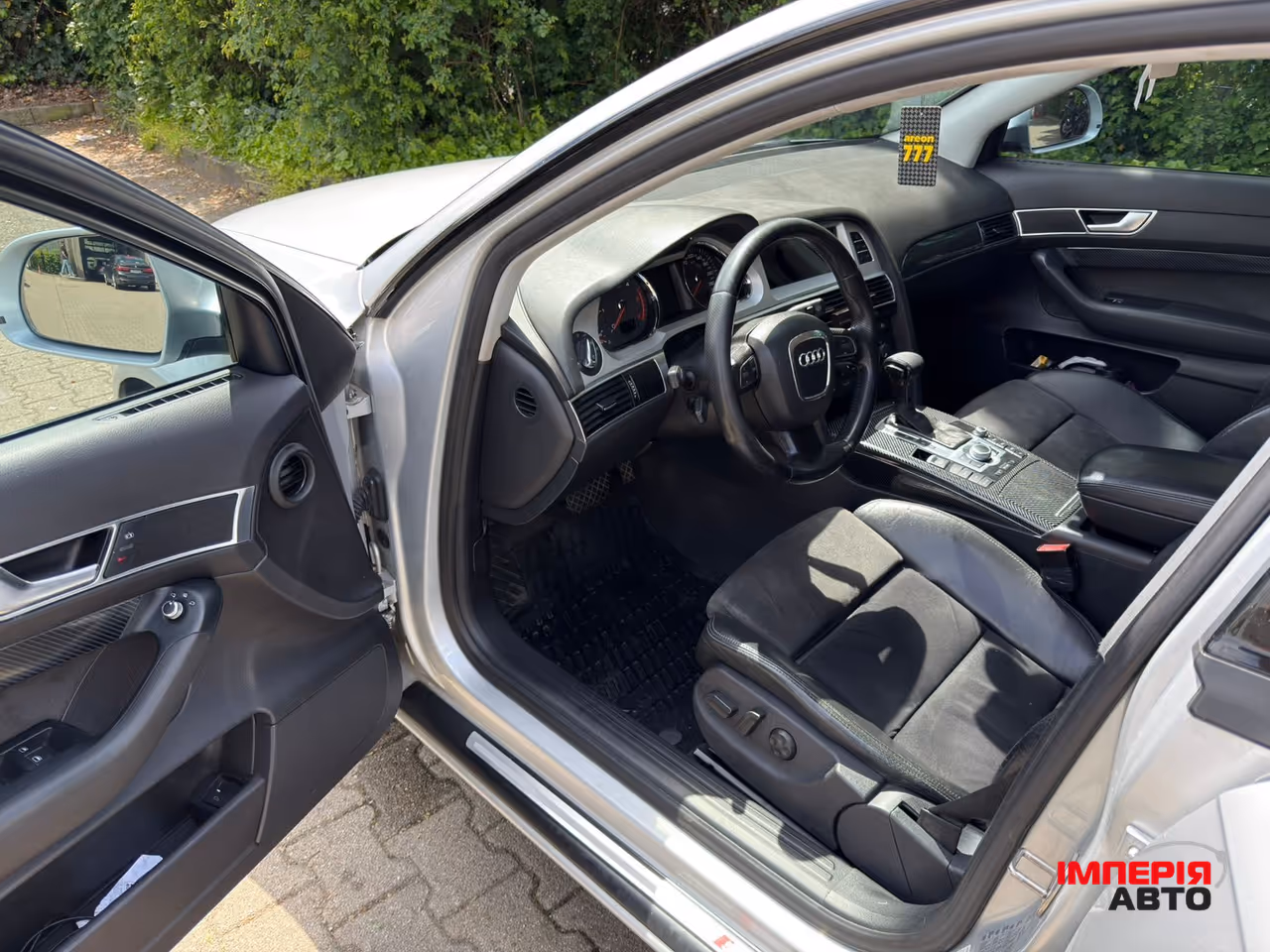 Audi A6 - фото 14