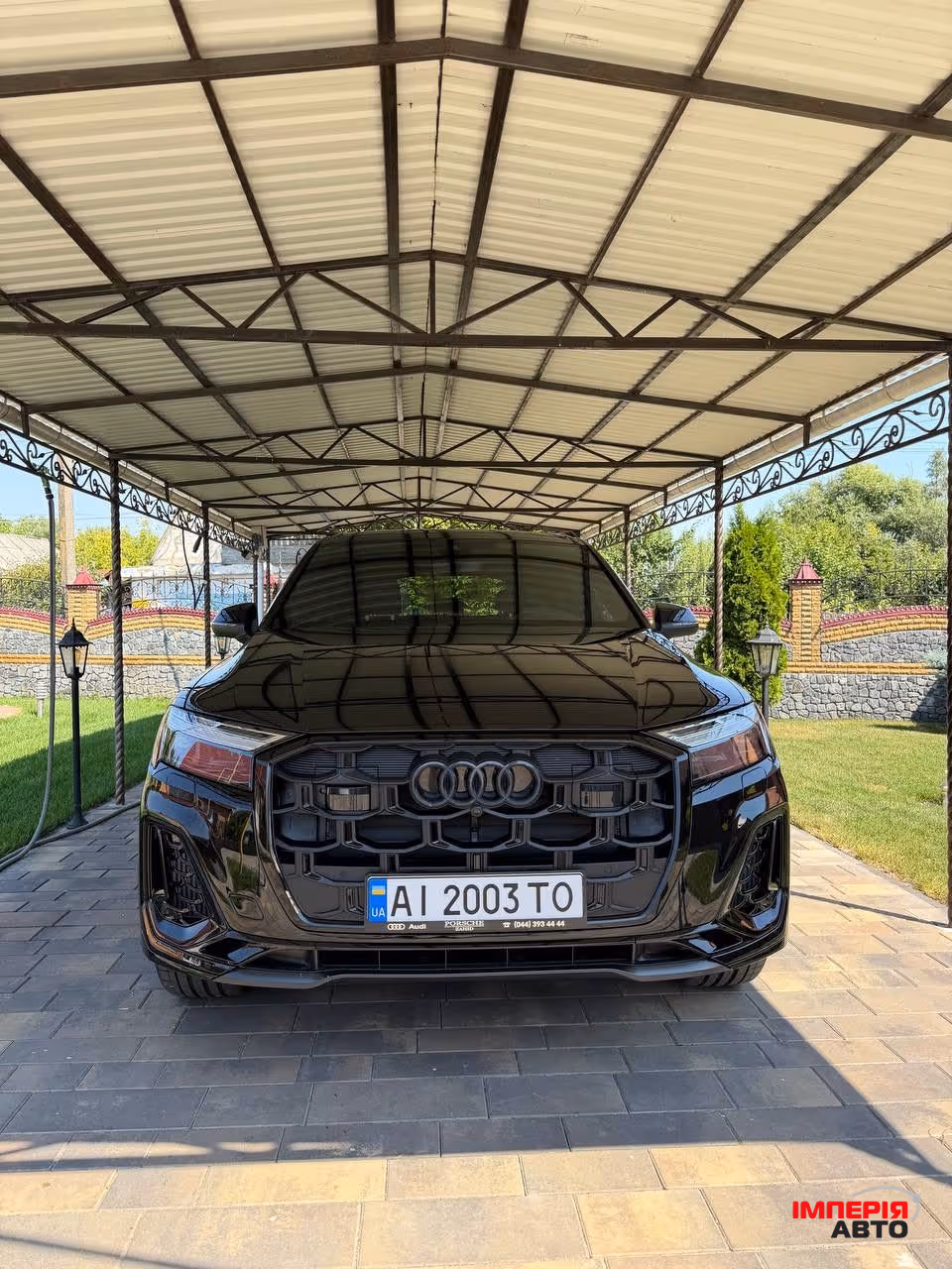 Audi Q7 - фото 1